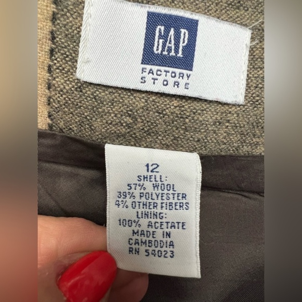 GAP Plaid Mini Skirt in Black, Brown & Cream - Picture 5 of 12
